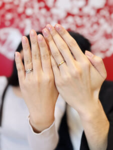 *＊*「デザインの豊富さと永久保証が決め手」*＊*